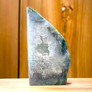 Moss agate crystal
